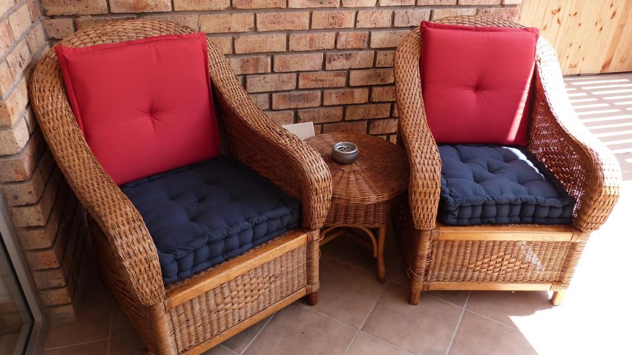 Settle Inn Self Catering Units 科尔切斯特 外观 照片