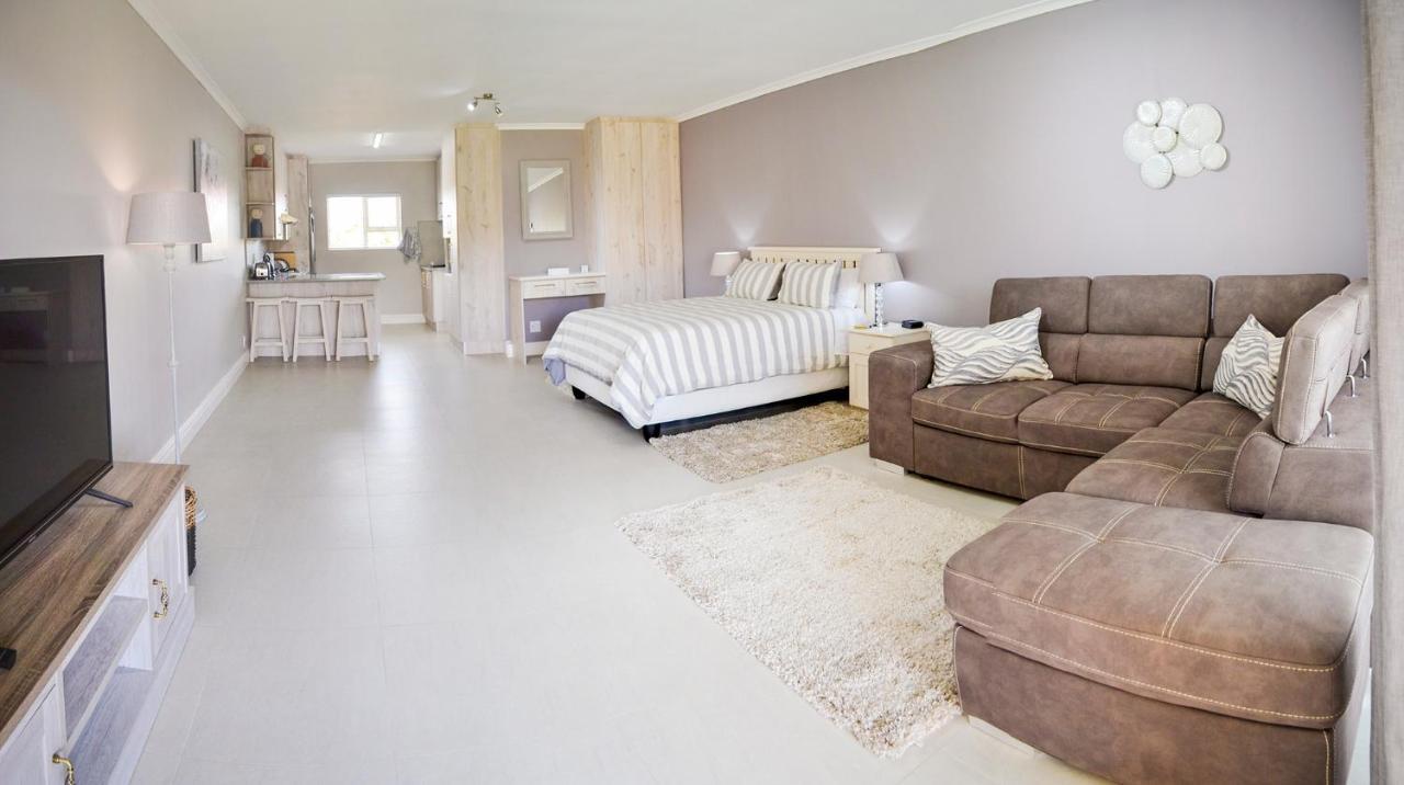 Settle Inn Self Catering Units 科尔切斯特 外观 照片
